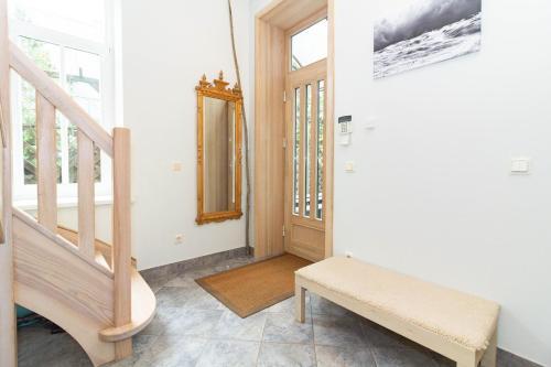 -v66- Apartment, By Cohost