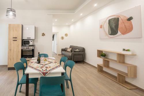 Trinacria Apartments