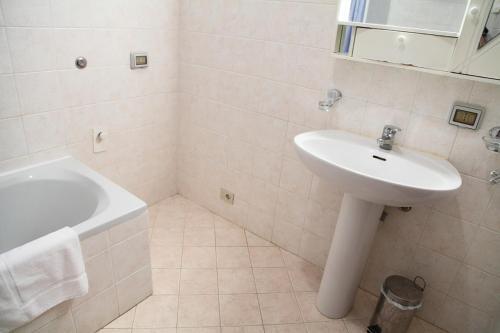 Apartamento Case Gabbiano (by Vacation Service)