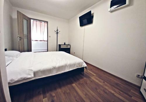 Lodge Camere In Regim Hotelier