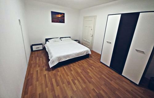 Lodge Camere In Regim Hotelier