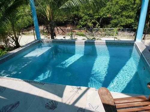 Apartamento The Sands Inn-ground Floor With Pool