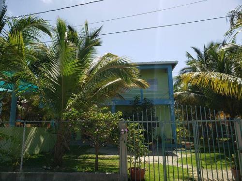 Apartamento The Sands Inn-ground Floor With Pool