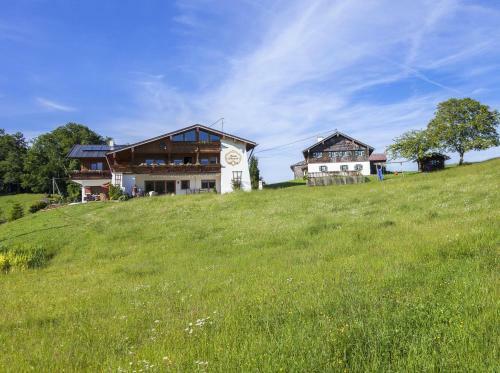 Apartamento Ferienwohnungen G�stehaus L�rcheck