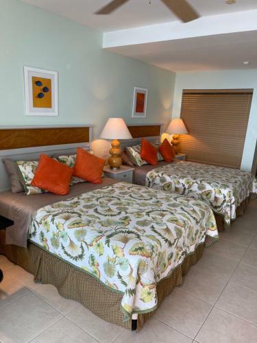 Solarium At Coronado Bay Oceanfront Apartments