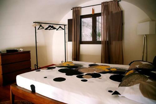Center Street Apartment