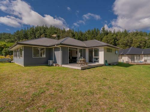 Pauanui Pines - Pauanui Holiday Home