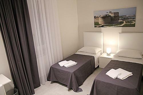 Hostal Quattro Stelle Al Porto Affittacamere