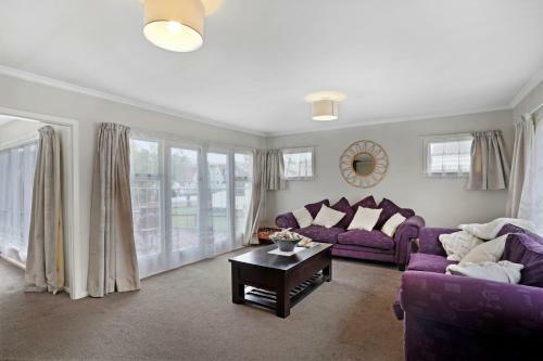 Lavaud Delight - Akaroa Holiday Home