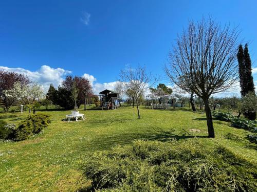 Apartamento Incantevole Appartamento Con Piscina A Siena