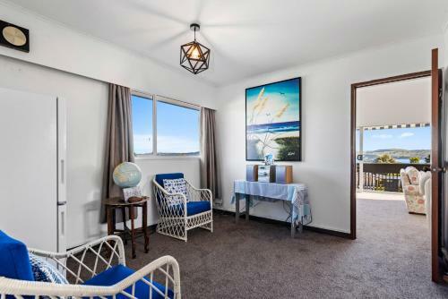 Casa De Vistas - Two Mile Bay Holiday Home