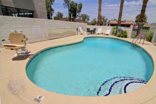 Motel 6 Phoenix Tempe - Broadway - Asu
