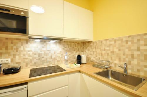 Rh Charming Apartment Liberdade I