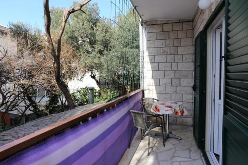 Apartments With A Parking Space Makarska - 16450