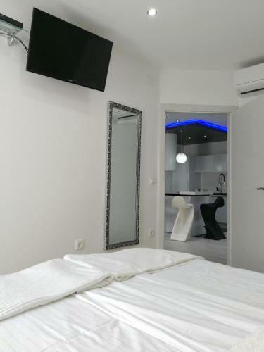 Family City Center Apartments
