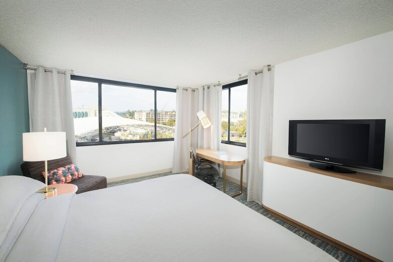 Sheraton Miami Airport Hotel & Executive Meeting Center