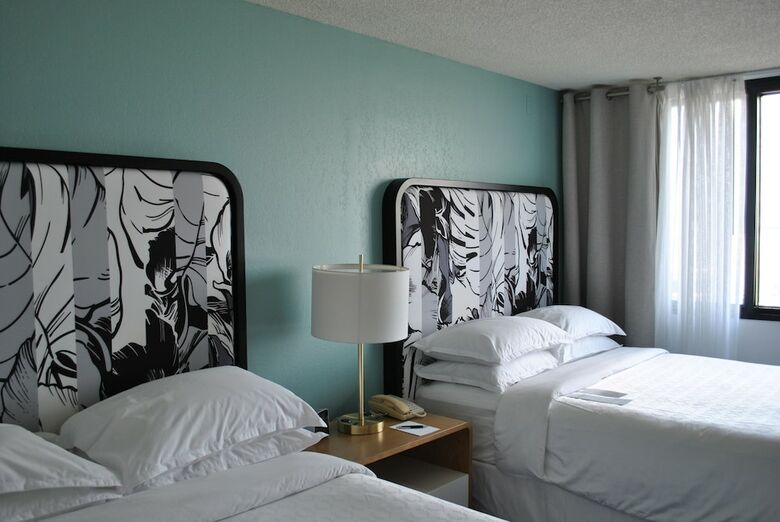 Sheraton Miami Airport Hotel & Executive Meeting Center