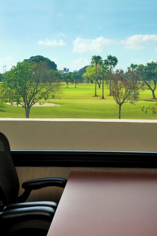 Sheraton Miami Airport Hotel & Executive Meeting Center