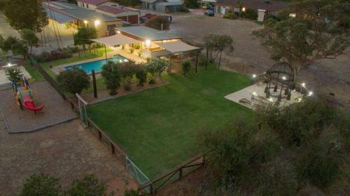 The Vineyards Motel