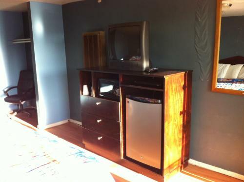 Motel Passport Inn & Suites