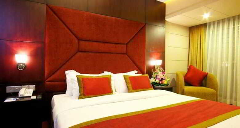 Hotel The Orchard Suites Ltd