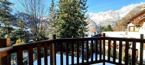 Mont Blanc Apartment- Bluchalet