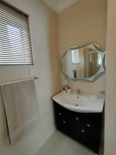 Lovely 3 Bedroom Apartment In Sheffield/ballito