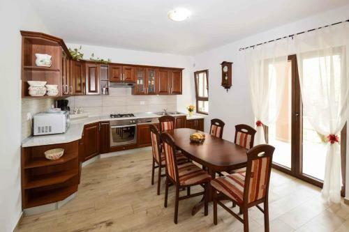 Apartment In Pula/istrien 17457