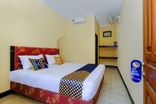 Spot On 2185 Hotel Elen