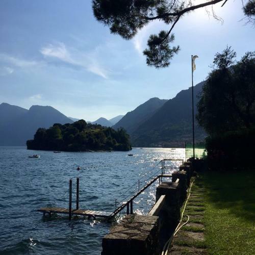 Ossuccio Villa On The Lake