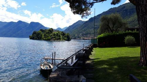 Ossuccio Villa On The Lake