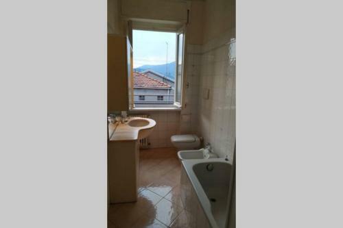 Apartamento Como Citt�: Ottimo Appartamento Servitissimo