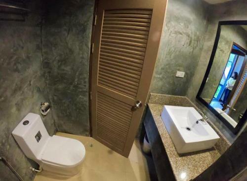 Hotel Phiphi Andaman Resort - Sha Extra Plus