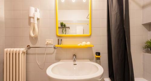 Apartamento Altido Charming Flat For 5, Near Train Station