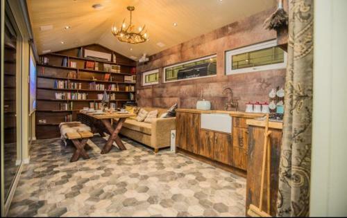Gorestown Glamping Chalets