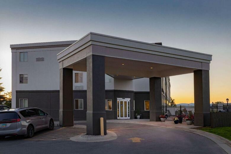 Hotel La Quinta Inn & Suites Helena