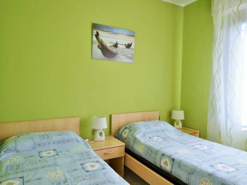 Vibrant Holiday Home In Dervio With Garden