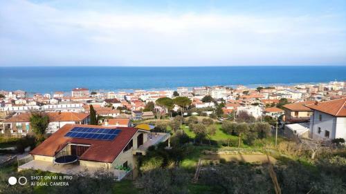 Tra Cielo E Mare