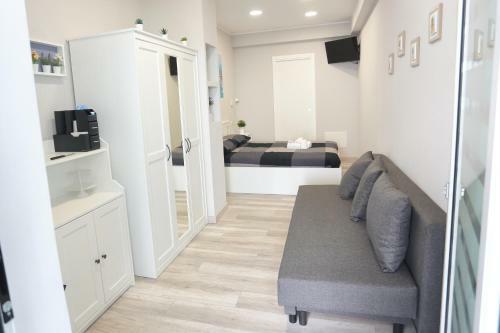 Hostal Ag Luxury Rooms