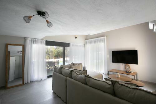 The Euphoria Club Luxury Villas