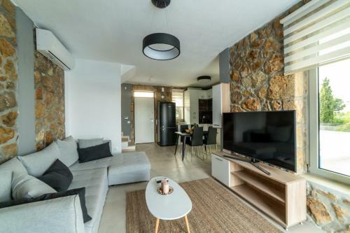 Villa Achinos Luxury Accomodation- Pefkochori Chalkidiki