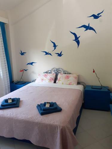 Spacious House 100 Metres From The Beach
