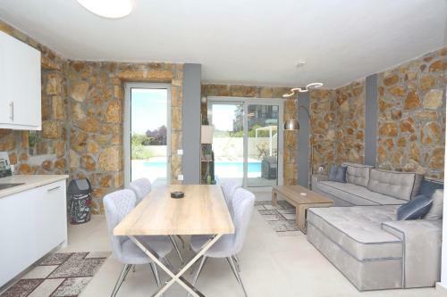 The Miracle Villa - Deluxe, Sea View, Bbq, Private Pool