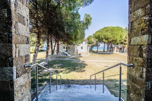 Villa Maisonette Ioanna 70 M From Glarokavos Beach