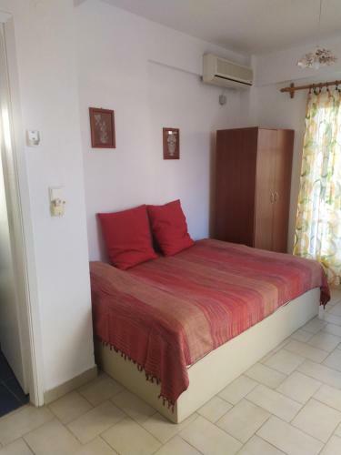 Alexandros Apartments