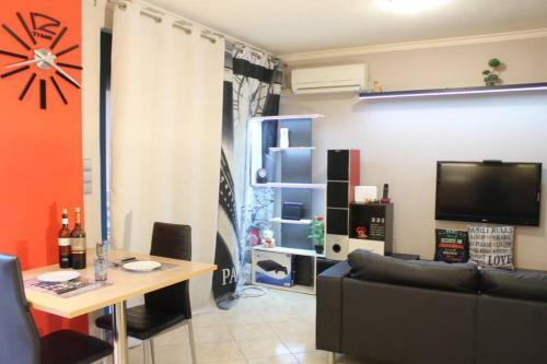 Apartamento Luxurious Modern House With Balcony And View