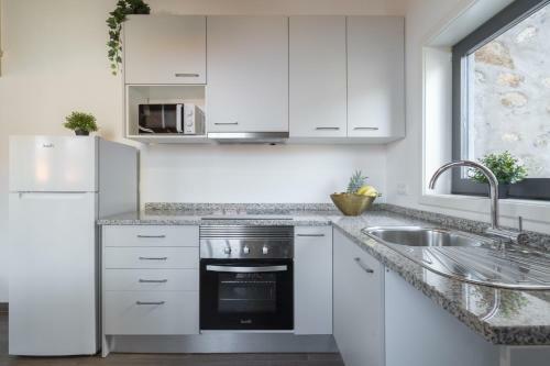Stylish Duplex House - Terrace & River View