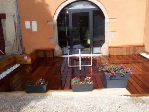 Apartamento G�te Sous Le Marronnier Aux Portes de Lyon