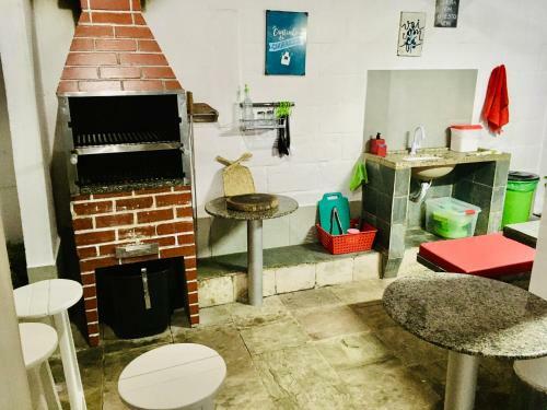 Casa Mobiliada Com Piscina Para Fam�lia