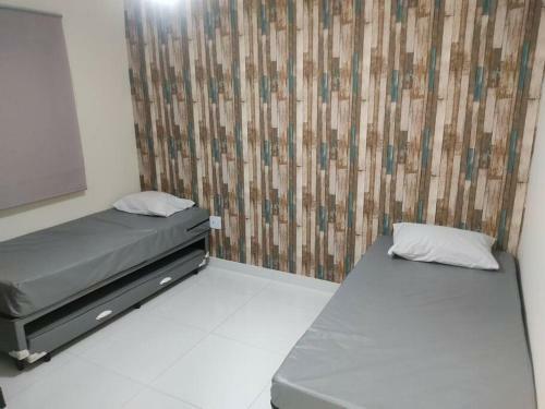 Apto Lindo-piscina, Sauna, Churrasqueira E 2 Vagas